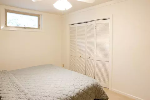 Bedroom - 639 E Campground Rd, Ash Flat, AR 72513 photo 2 of 5