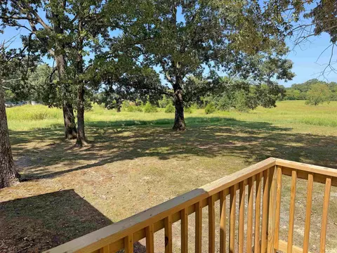 Exterior - 101 Summer Mdws, Mountain View, AR 72560 photo 5 of 10