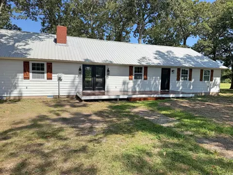 Exterior - 101 Summer Mdws, Mountain View, AR 72560 photo 9 of 10