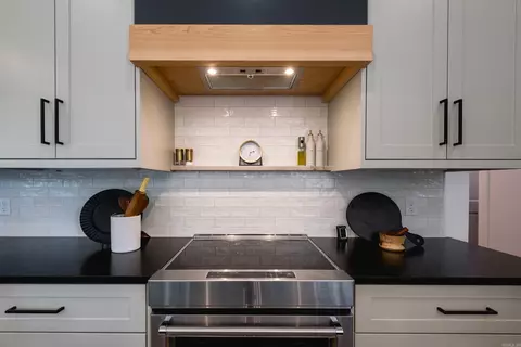 Kitchen - 4 Gray Hawk Dr, Paron, AR 72122 photo 1 of 1