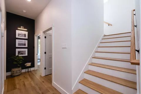 Entry Way - 4 Gray Hawk Dr, Paron, AR 72122 photo 2 of 6