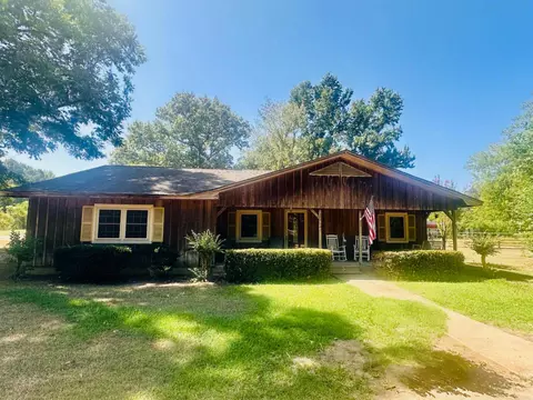 539 Ashley Road 402, Crossett, AR 71635
