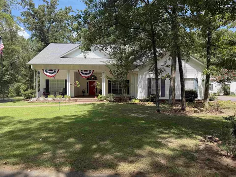 Exterior - 6917 Sorrells Rd, Pine Bluff, AR 71603 photo 2 of 21