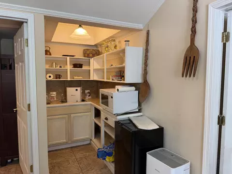 Kitchen - 6917 Sorrells Rd, Pine Bluff, AR 71603 photo 4 of 4