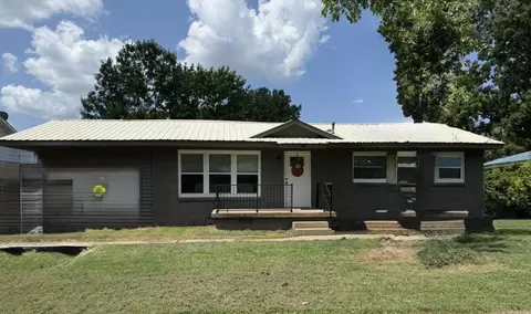 510 N 9th St, Paragould, AR 72450