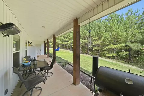 Exterior - 4629 De Young Rd, Benton, AR 72019 photo 4 of 9