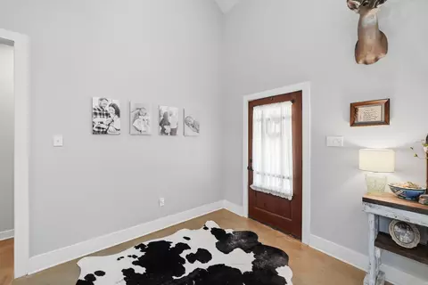 Entry Way - 4629 De Young Rd, Benton, AR 72019 photo 1 of 6