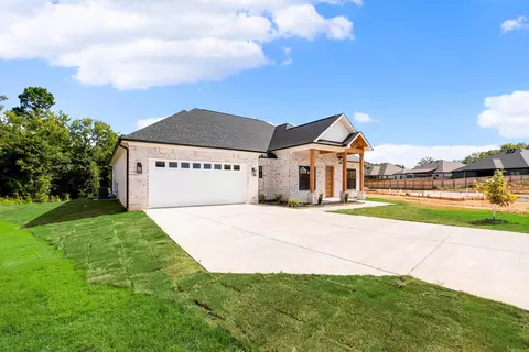 Exterior - 8024 Creek Rock Cv, Alexander, AR 72002 photo 2 of 9