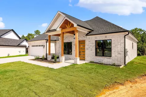Exterior - 8024 Creek Rock Cv, Alexander, AR 72002 photo 4 of 9