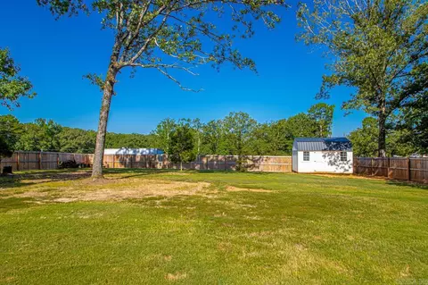 Exterior - 5947 Beth Ln, Benton, AR 72019 photo 10 of 10