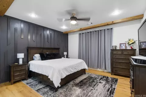 Bedroom - 5947 Beth Ln, Benton, AR 72019 photo 2 of 7