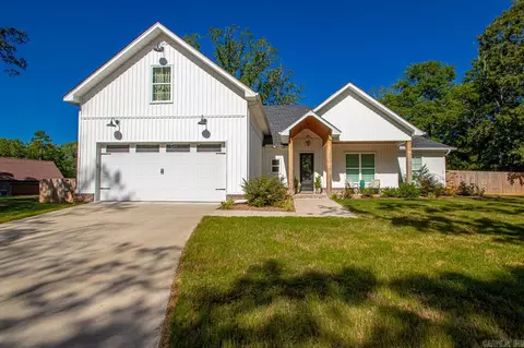 5947 Beth Ln, Benton, AR 72019
