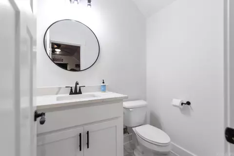 Bath - 5947 Beth Ln, Benton, AR 72019 photo 7 of 7