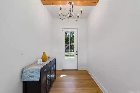 Entry Way - 5947 Beth Ln, Benton, AR 72019 photo 1 of 2