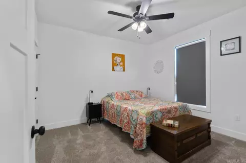 Bedroom - 5947 Beth Ln, Benton, AR 72019 photo 4 of 7