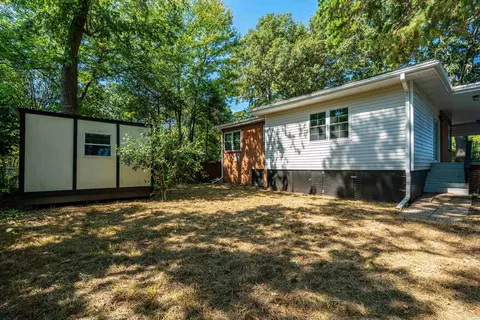 Exterior - 513 Cherry Ln, Malvern, AR 72104 photo 2 of 9