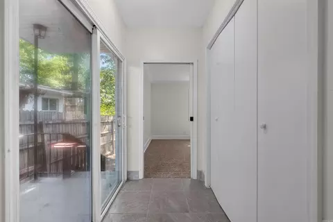 Entry Way - 513 Cherry Ln, Malvern, AR 72104 photo 1 of 1