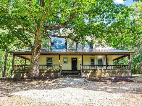 381 E Strawberry, Hot Springs, AR 71909