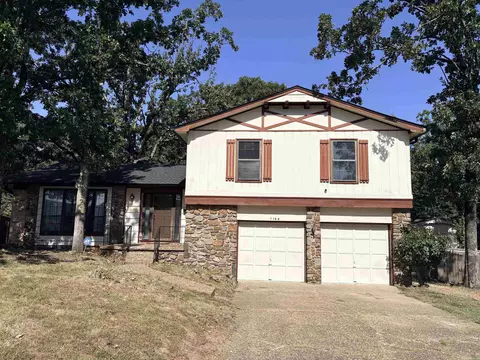 1106 Wild Turkey Ct, Little Rock, AR 72211