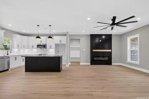 Living - 108 Michael Dr, Beebe, AR 72012 photo 4 of 4