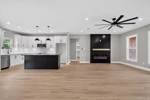 Living - 114 Michael Dr, Beebe, AR 72012 photo 5 of 6
