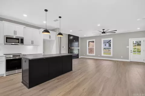 Living - 114 Michael Dr, Beebe, AR 72012 photo 6 of 6