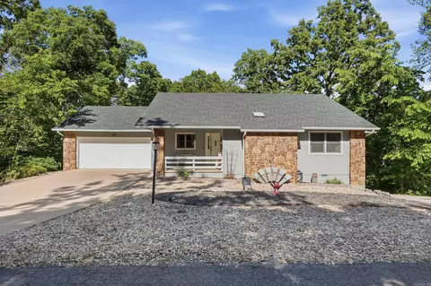 50 Ruthwell Dr, Bella Vista, AR 72715