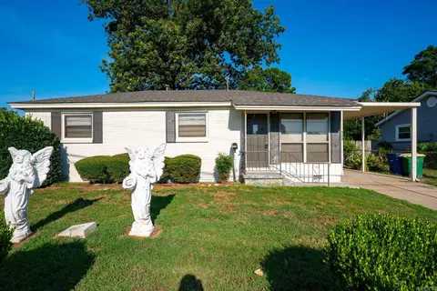 2104 Edmonds St, North Little Rock, AR 72117