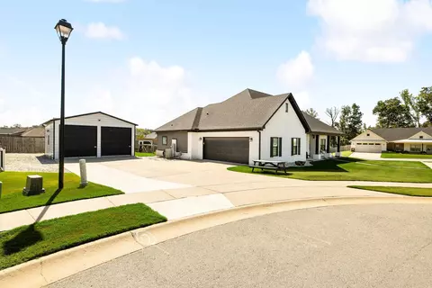 Exterior - 5000 Marian Cv, Benton, AR 72019 photo 5 of 6