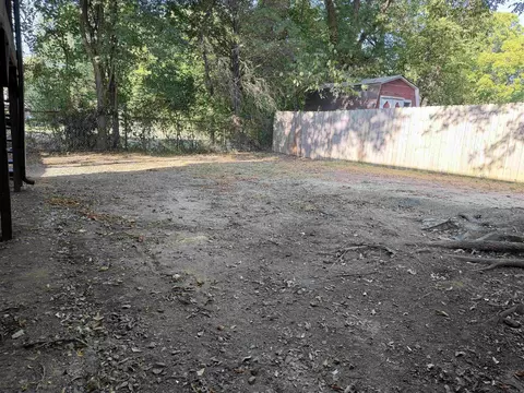 Exterior - 923 W Hazel St, Benton, AR 72015 photo 9 of 10