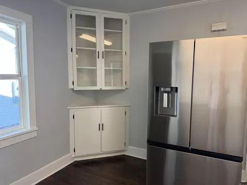 Kitchen - 923 W Hazel St, Benton, AR 72015 photo 6 of 8