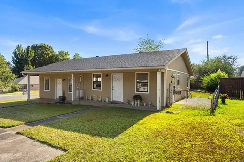Exterior - 110 N Park Dr, Cabot, AR 72023 photo 2 of 5