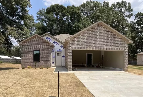 235 Kayla Ln, Lonoke, AR 72086
