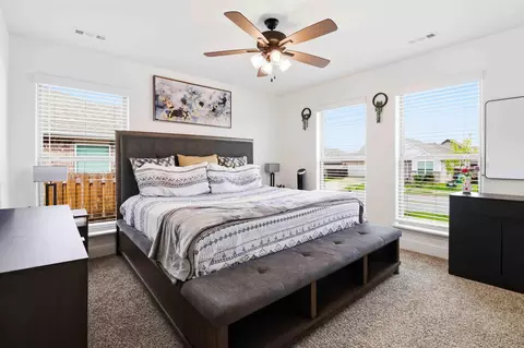 Bedroom - 2061 Periwinkle Pl, Centerton, AR 72719 photo 2 of 3