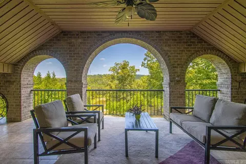 Exterior - 3443 Riverview Dr, Malvern, AR 72104 photo 4 of 8