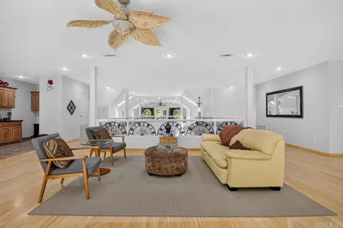 Living - 3443 Riverview Dr, Malvern, AR 72104 photo 1 of 1