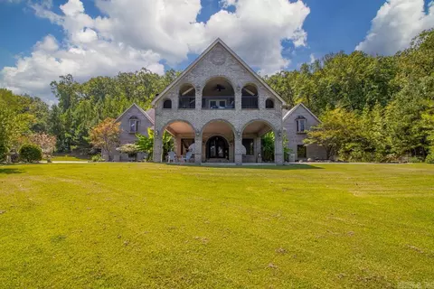 Exterior - 3443 Riverview Dr, Malvern, AR 72104 photo 2 of 8