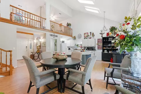 Dining - 130 Valhalla, Edgemont, AR 72044 photo 2 of 3