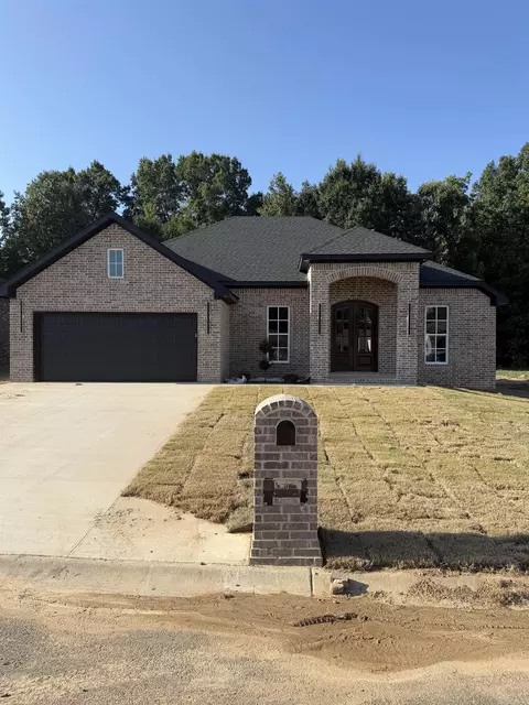 610 Cayson St, Bono, AR 72416
