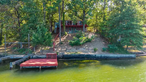 1747 Thornton Ferry Rd, Hot Springs, AR 71913