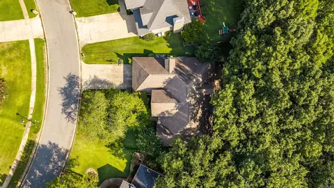 View/Area - 20 Chatel Dr, Little Rock, AR 72223 photo 1 of 3