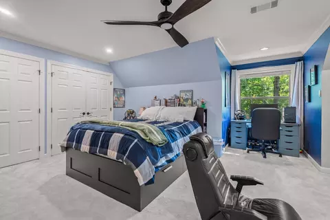 Bedroom - 20 Chatel Dr, Little Rock, AR 72223 photo 6 of 7