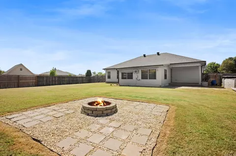 Exterior - 19 Lake Side Dr, Ward, AR 72176 photo 9 of 11