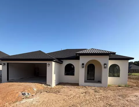 609 Cayson St, Bono, AR 72416