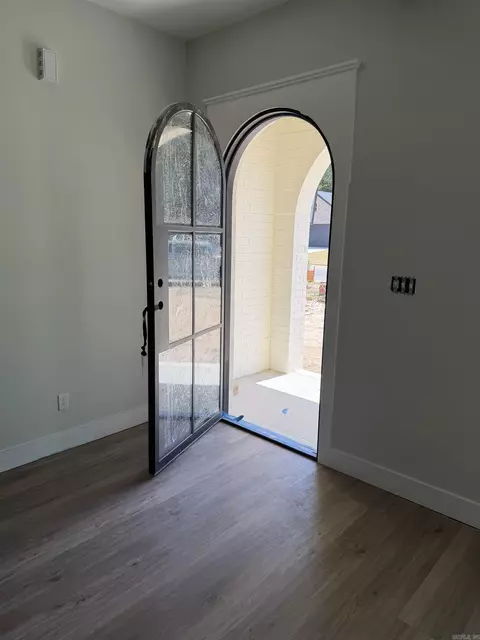 Entry Way - 609 Cayson St, Bono, AR 72416 photo 2 of 4
