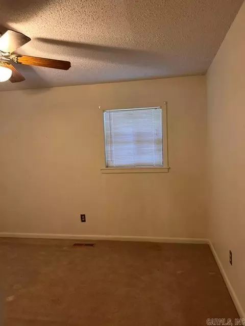 Bedroom - 5106 Madison St, Alexander, AR 72002 photo 2 of 6