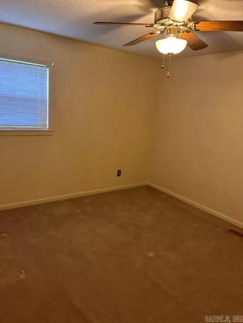 Bedroom - 5106 Madison St, Alexander, AR 72002 photo 4 of 6