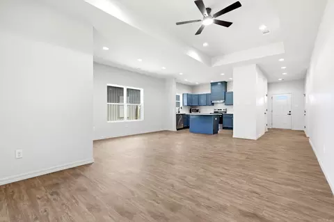 Living - 40 Whipporwill, Ward, AR 72176 photo 4 of 7