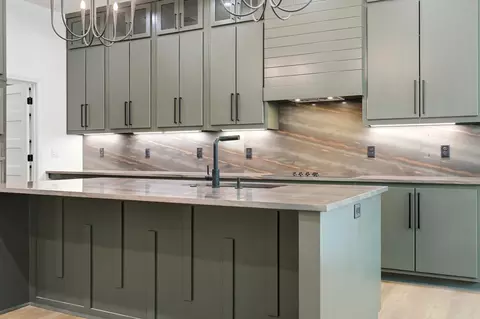 Kitchen - 1052 Stagecoach Blvd, Cabot, AR 72023 photo 5 of 7