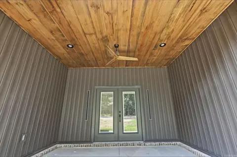 Exterior - 1052 Stagecoach Blvd, Cabot, AR 72023 photo 8 of 11